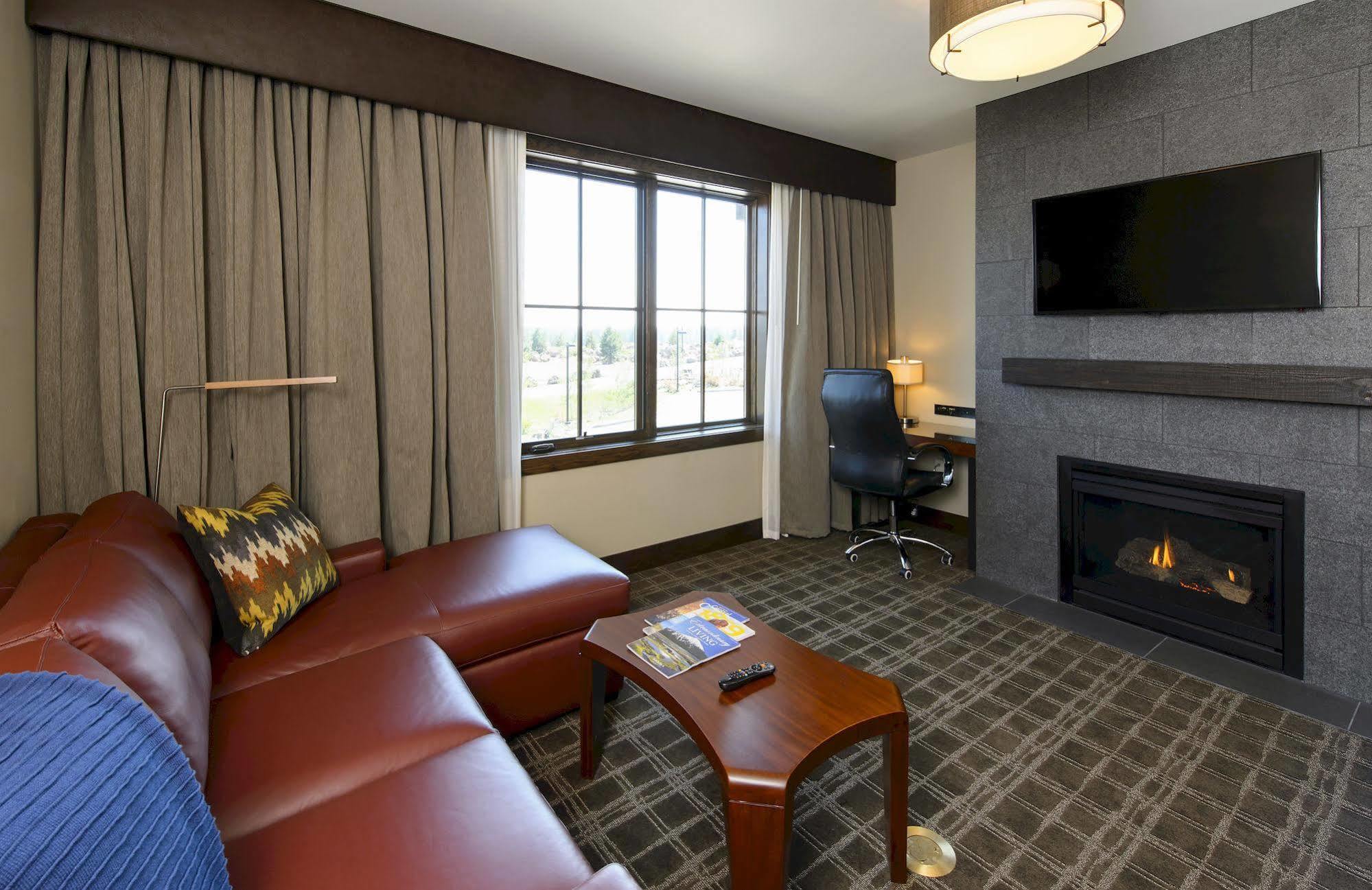 Tetherow Hotel Deschutes River Woods Exterior foto