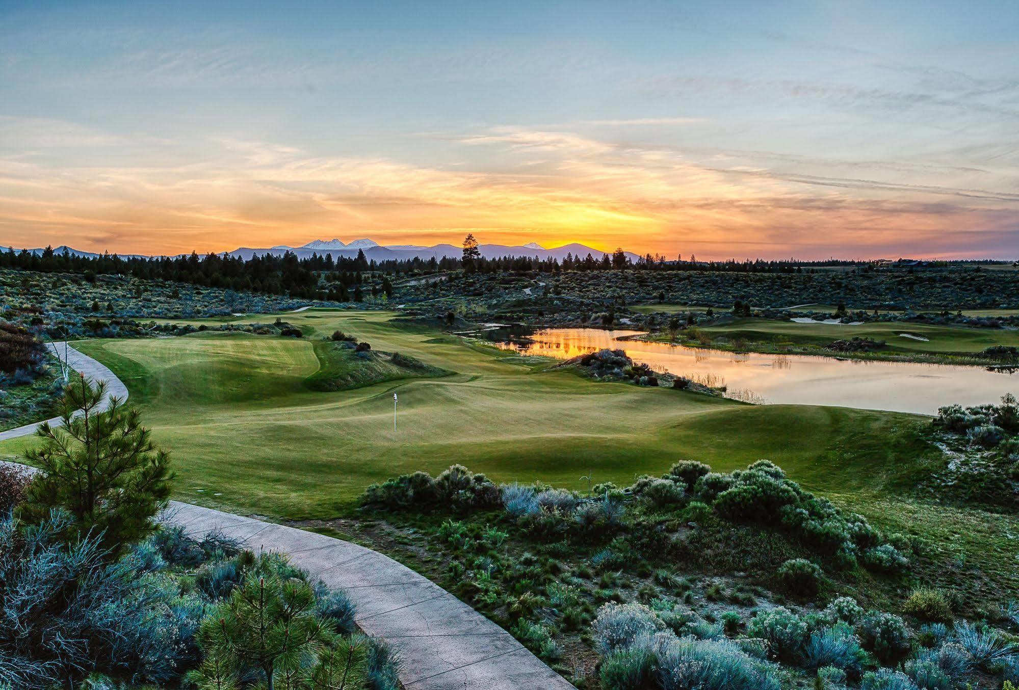 Tetherow Hotel Deschutes River Woods Exterior foto